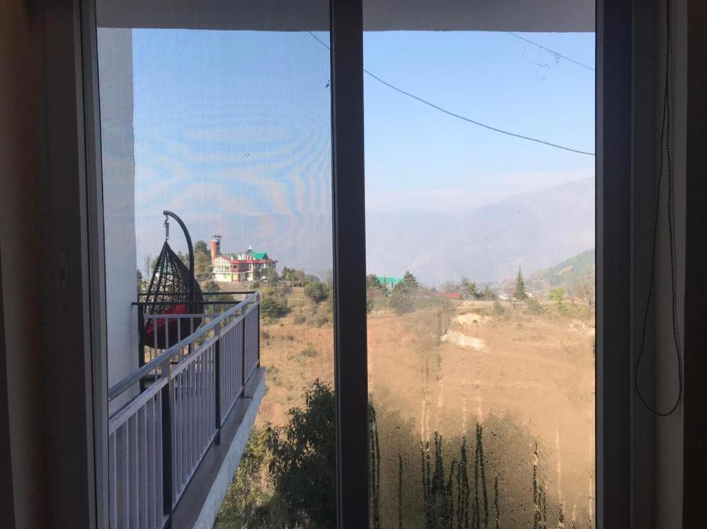 Icebergs Mussoorie - A Boutique Stay And 24 Hrs Roof Top Cafe Bagian luar foto