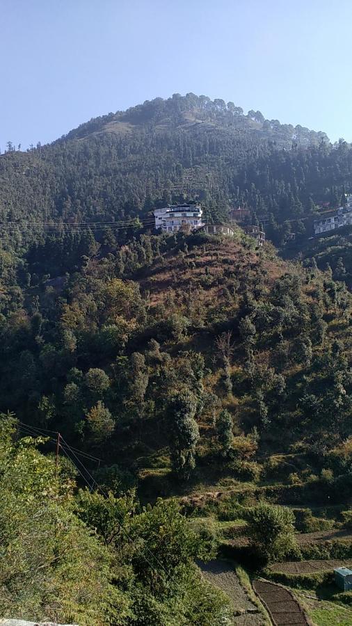 Icebergs Mussoorie - A Boutique Stay And 24 Hrs Roof Top Cafe Bagian luar foto