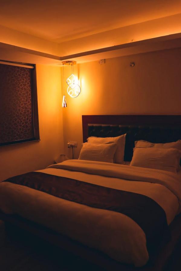 Icebergs Mussoorie - A Boutique Stay And 24 Hrs Roof Top Cafe Bagian luar foto